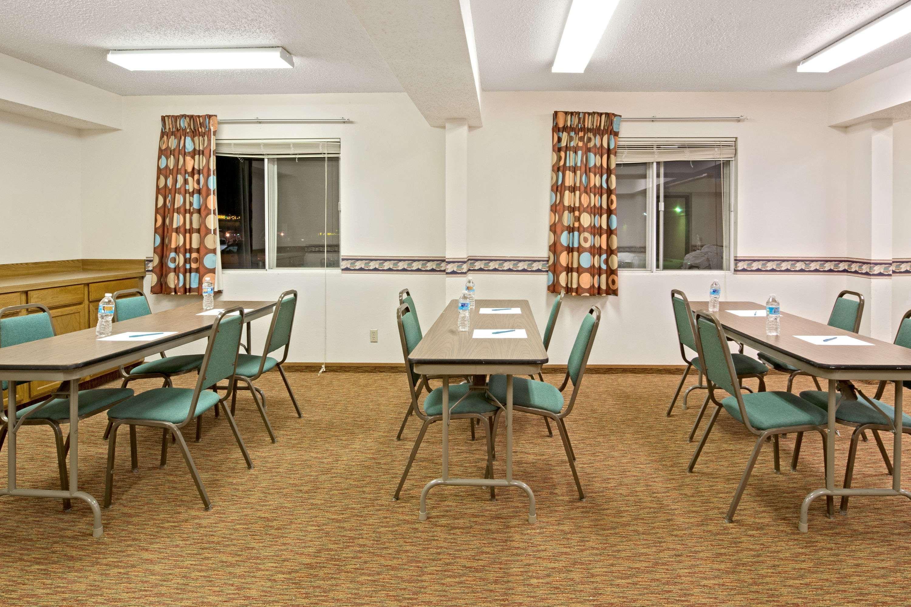 Super 8 By Wyndham Plano/Dallas Area Bagian luar foto