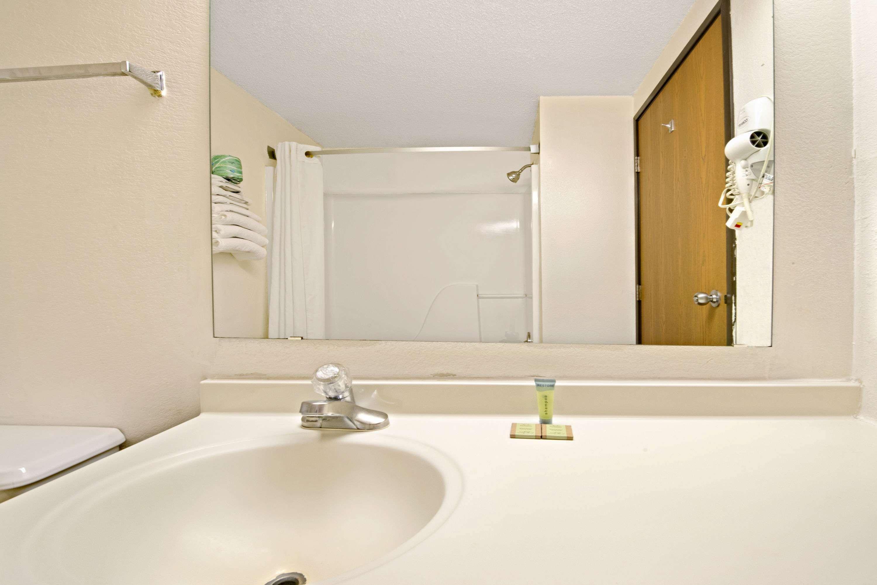 Super 8 By Wyndham Plano/Dallas Area Bagian luar foto